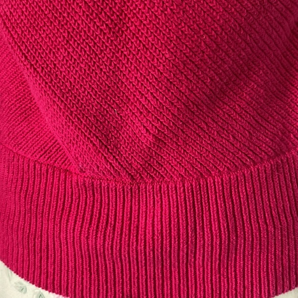Moth pink sweater size small - Picture 4 of 10